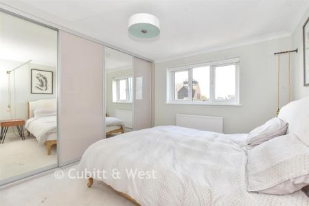 3 bedroom townhouse to rent - Photo 4