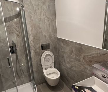 Apartament cu 3 camere de închiriat - Fotografie 6