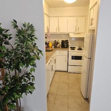 RABAIS 300$/mois - Superbe 3 ½ à Laval (Bords de l’eau) – Libre 1er Avril - Photo 4