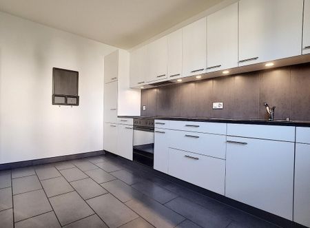 Magnifique appartement de 2 pièces situé dans un quartier calme - Photo 3