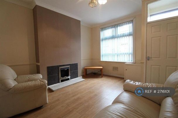 2 bedroom terraced house to rent - Photo 1