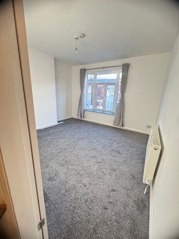 3 Bed Terraced House, Wolverton Road, LE3 - Photo 5