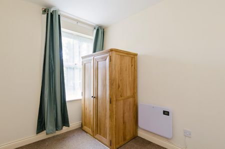 2 bedroom apartment to rent - Photo 4