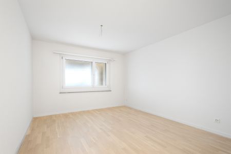 Moderne Wohnung mit Südbalkon - Photo 4