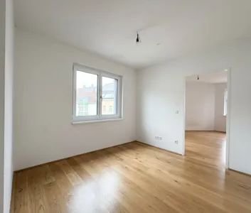 2-Zimmer-Wohnung mit idealem Layout und Schrankraum in urbaner Lage! - Foto 1