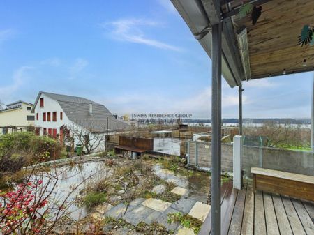 High-quality family residence with garden and unobstructed view of Lake Greifensee - Photo 4
