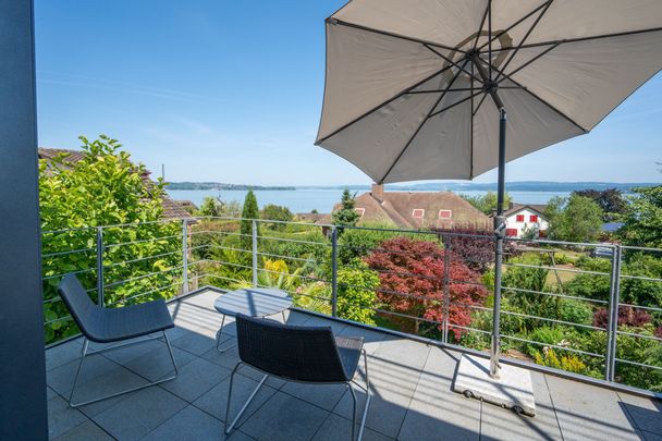 Beautiful 4-room apartment with lake view in Berlingen - Photo 1