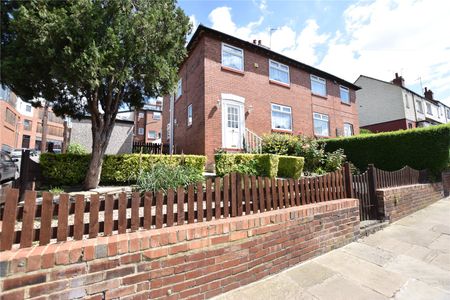 1, Gordon Terrace, Leeds, LS6 4HX - Photo 2