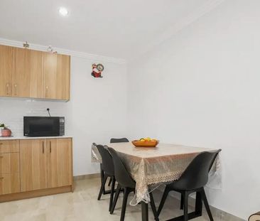 Near New Two Bed Granny Flat – Water Usage Included - Photo 2