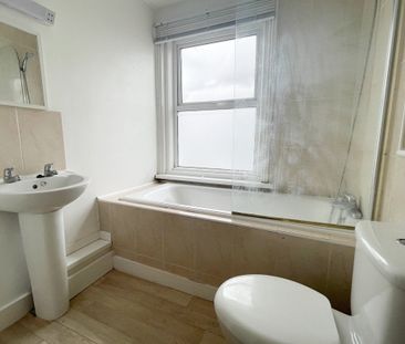 Cavendish Place, EASTBOURNE - Photo 5
