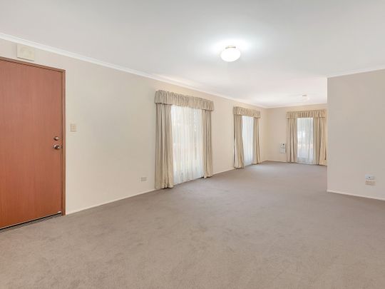 12 Ferguson Street, Mount Lofty - Photo 1