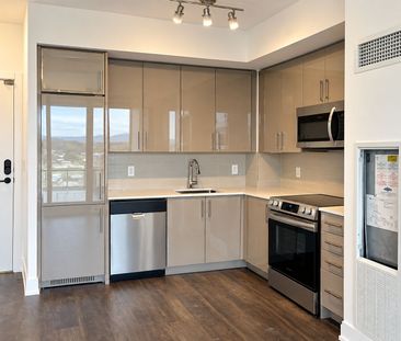 For Lease - 2450 Old Bronte Road Unit# 340, Oakville, Ontario - Photo 3