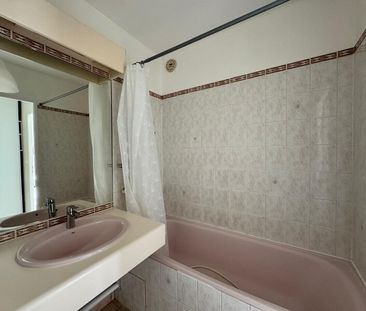 Location Appartement 1 pièce 26m² ORLEANS 45100 - Photo 2