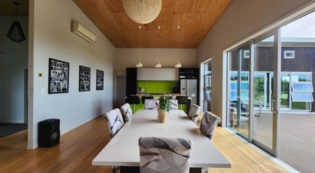 Spacious 5-Bedroom Home with Indoor heated Pool & Sun-Filled Living - Photo 2