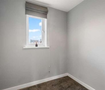 St Johns Grange Mullarkey Drive, Lichfield, WS14 - Photo 5