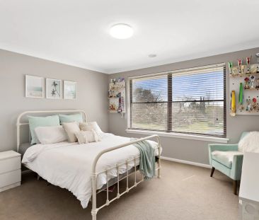 Light-Filled and Inviting Home - Photo 5