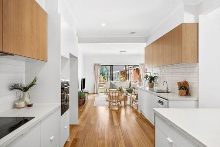 33 Holden Avenue, Rippleside - Photo 2