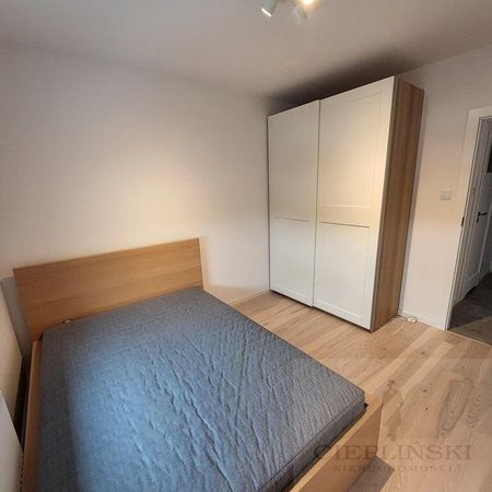 Komfortowe 2 pokoje z balkonem i garażem. - Photo 4