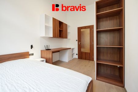 Pronájem bytu 3+kk 80 m² - Fotografie 5