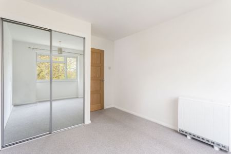 Princes Court, Princes Road, Weybridge, KT13 flat to rent - Photo 2