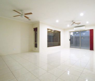 Great Family living with a Central Location!!! - Photo 1