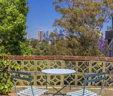 Charming Apartment in Heart of Neutral Bay with Harbour Bridge Views - Photo 1