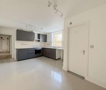 Queens Road, Hastings, TN34 - Photo 1