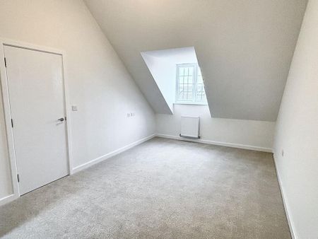 3 bedroom semi-detached house to rent - Photo 3