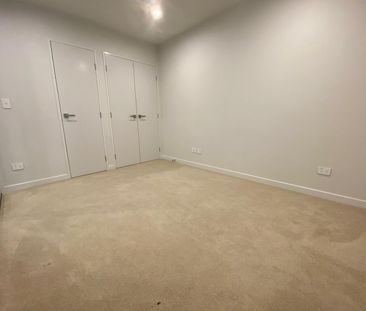 2 Bedroom Apartment, Epsom - Photo 5