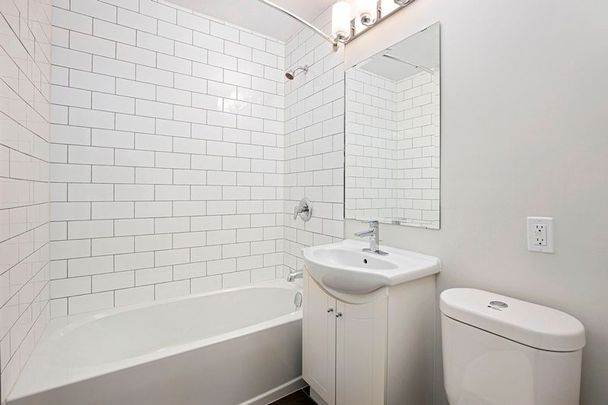 For Lease - 3101 Eglinton Avenue Unit# 110, Toronto, Ontario - Photo 1