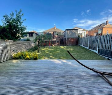 202 Stonelow Road, S18 - Photo 5