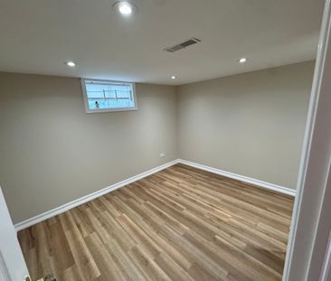 For Lease - 4 Beaver Bend Crescent, Toronto, Ontario - Photo 1