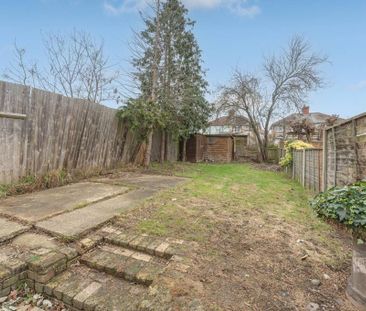3 bedroom semi-detached house to rent - Photo 4