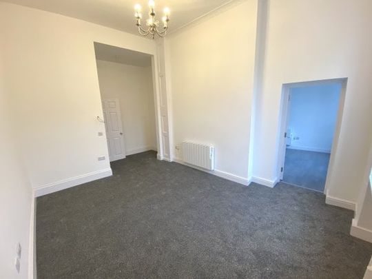 Queens Head Chambers, Newark, NG24 - Photo 1