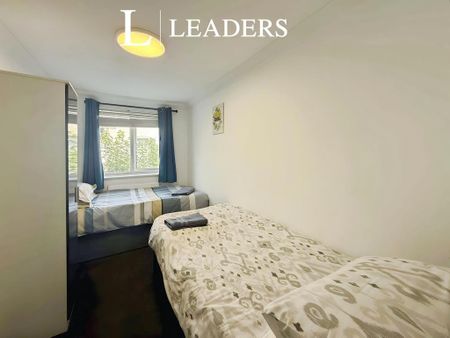 2 bedroom flat to rent - Photo 4