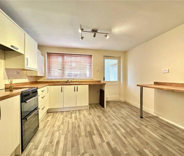 2 bedroom terraced house to rent - Photo 6