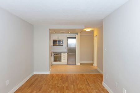230 Oak Street - Photo 5