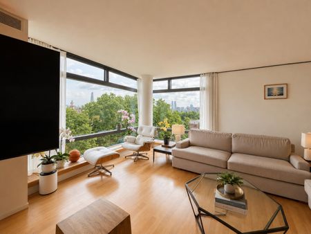 3 Bed Flat, Parliament View Apartments, SE1 - Photo 2