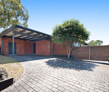 Large Family Home - Photo 2