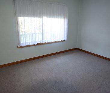 Love Living Here! - Photo 2