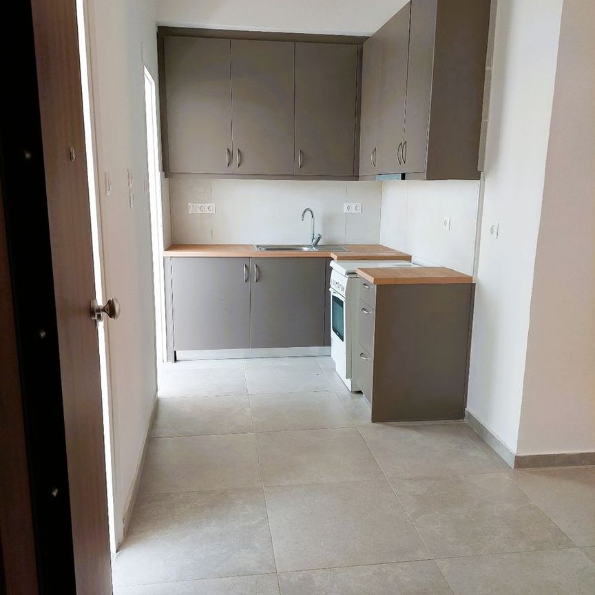 Διαμέρισμα για ενοικίαση - Αττική, - Photo 1