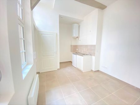 Location Appartement 1 pièce 14m² - Photo 2