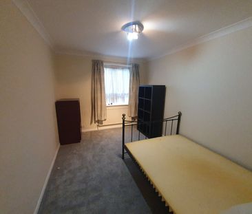 2 Bed Flat, Downhurst Court, NW4 - Photo 3