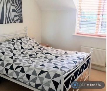 2 bedroom semi-detached house to rent - Photo 4