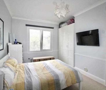 Leigh On Sea, SS9 - Photo 5