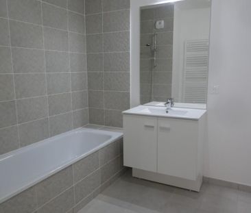 location Appartement T3 DE 64.82m² À REIMS - Photo 4