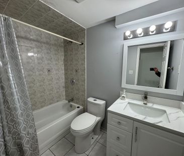 For Lease - 29 Dwyer Drive, Brampton, Ontario - Photo 6