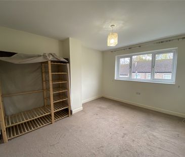 2 bedroom house to rent Nine Acre Gardens, NG6 - Photo 3