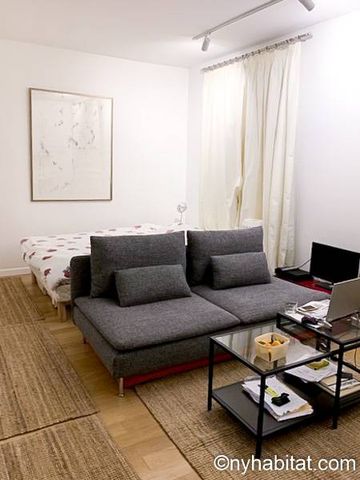 Logement à Paris, Location meublée - Photo 4