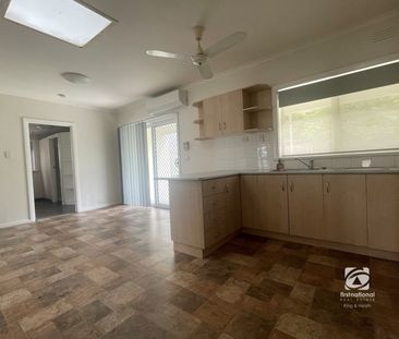 RELAXED LAKESIDE LIVING MADE EASY - Photo 3